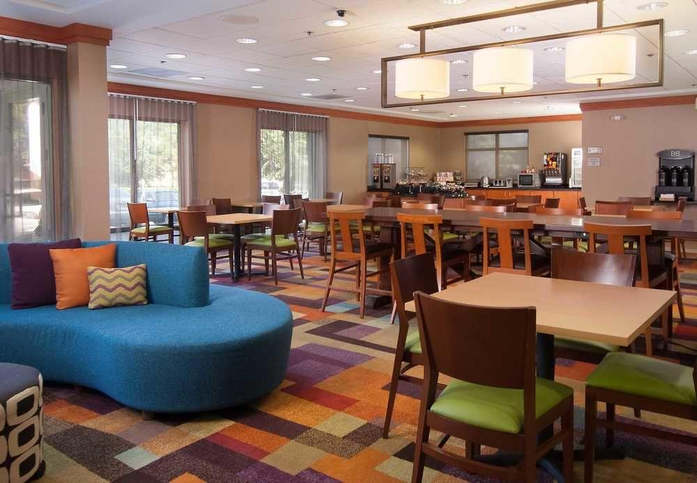 Fairfield Inn And Suites Atlanta Airport South/Sullivan Road College Park Esterno foto