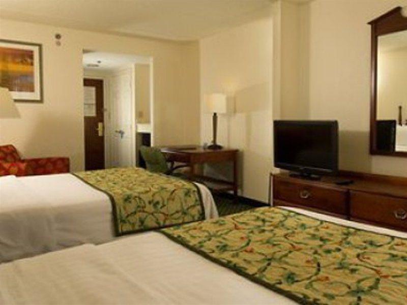 Fairfield Inn And Suites Atlanta Airport South/Sullivan Road College Park Camera foto