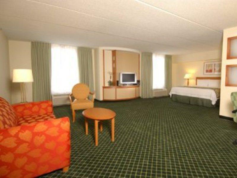 Fairfield Inn And Suites Atlanta Airport South/Sullivan Road College Park Esterno foto